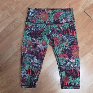 lululemon athletica Multicolor Floral Capris
